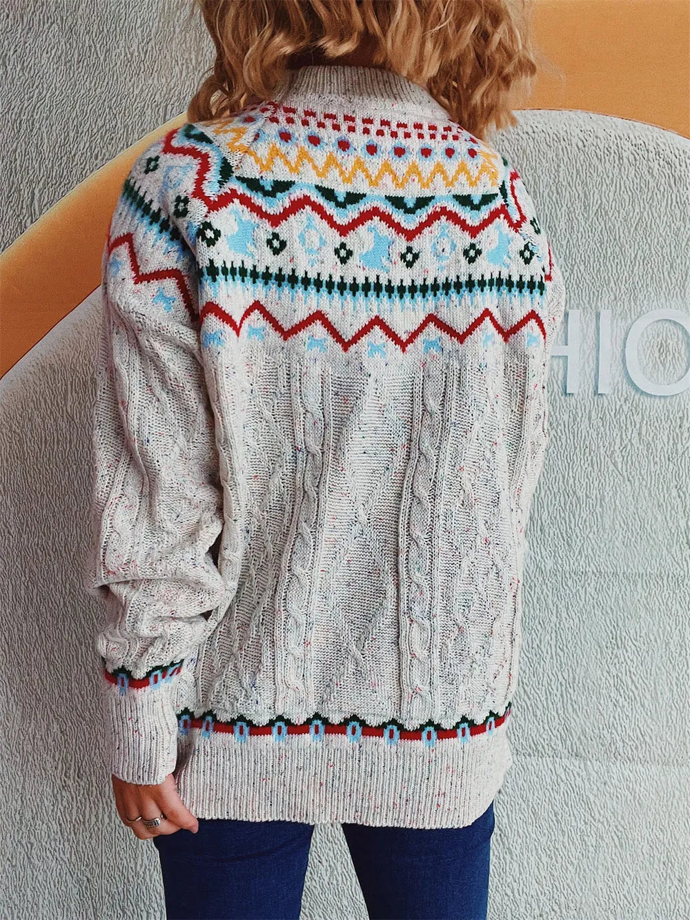 Round neck loose pullover knitting Fried Dough Twists Christmas sweater for women